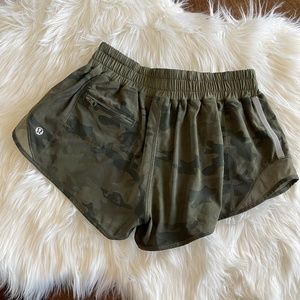 Lululemon Hotty Hot Shorts